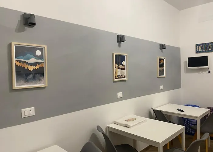 לינה וארוחת בוקר Appia Garden 4*