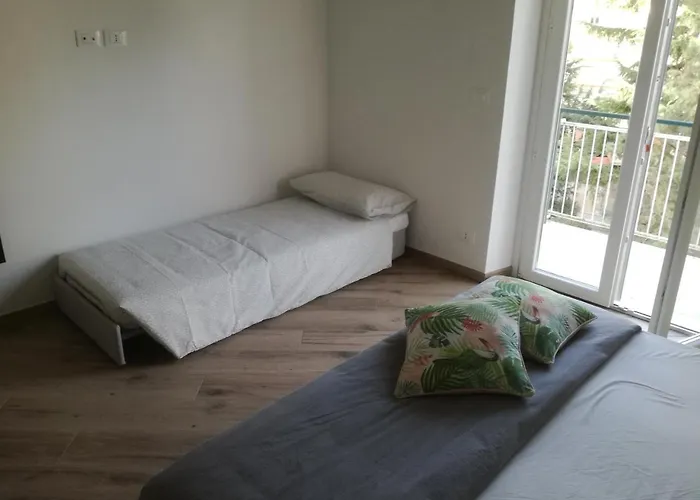 לינה וארוחת בוקר Appia Garden רומא